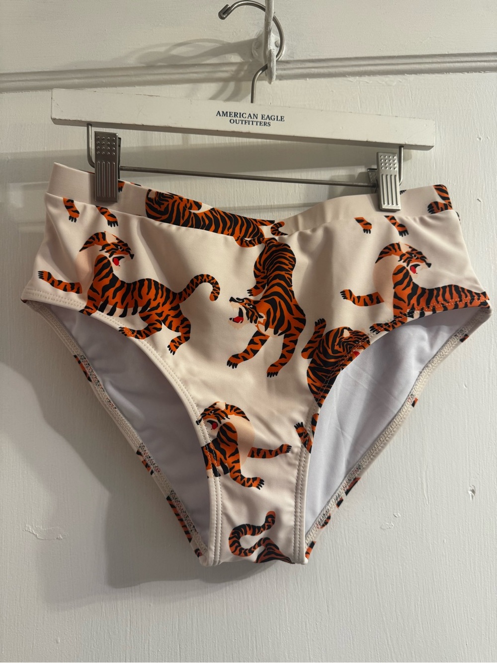 NWOT high waisted bathing suit bottom